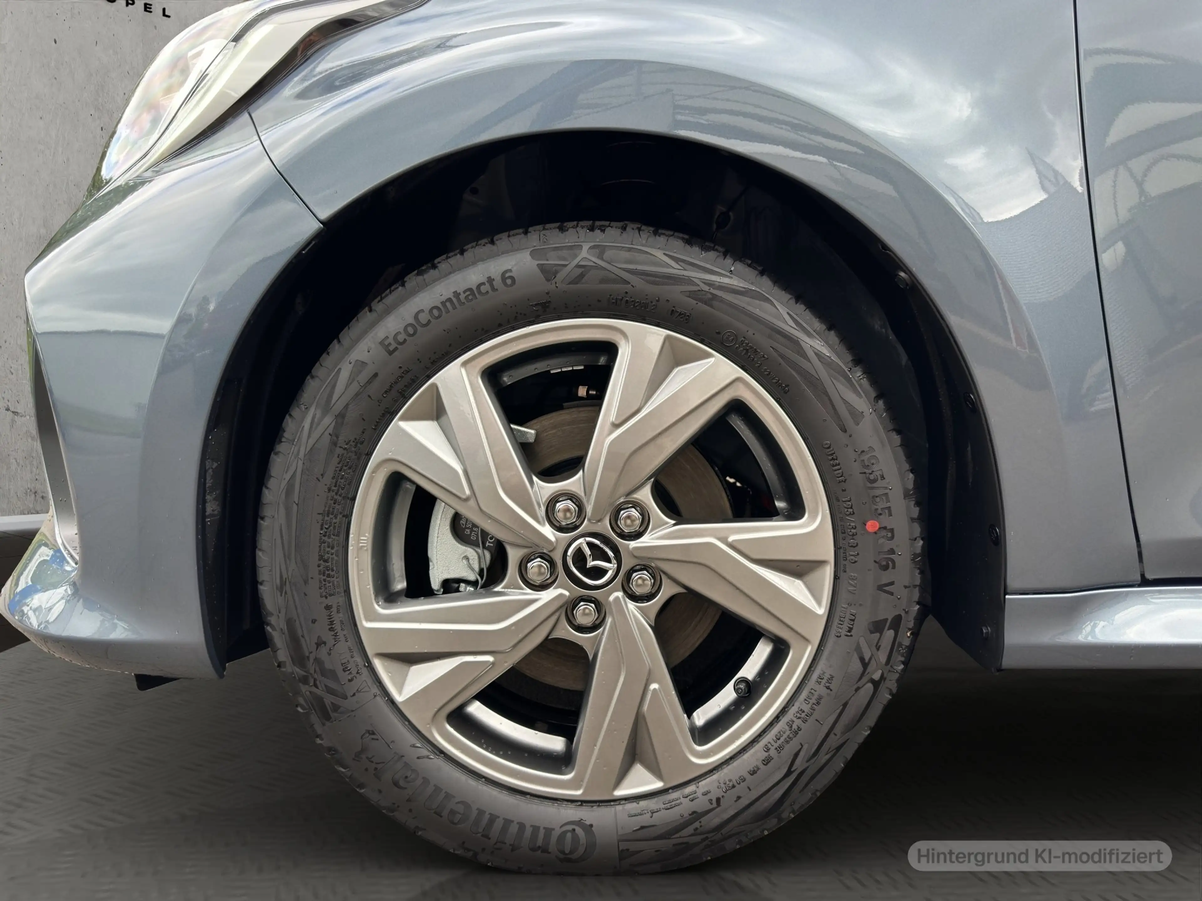 Mazda 2 Hybrid VVT-i 116 PS CVT FWD EXCLUSIVE -Line — photo 6