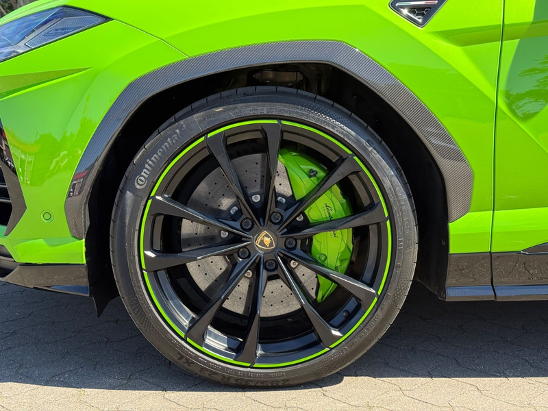 Lamborghini Urus URUS 4.0 V8, PEARL CAPSULE EDITION, B&O 3D — photo 7