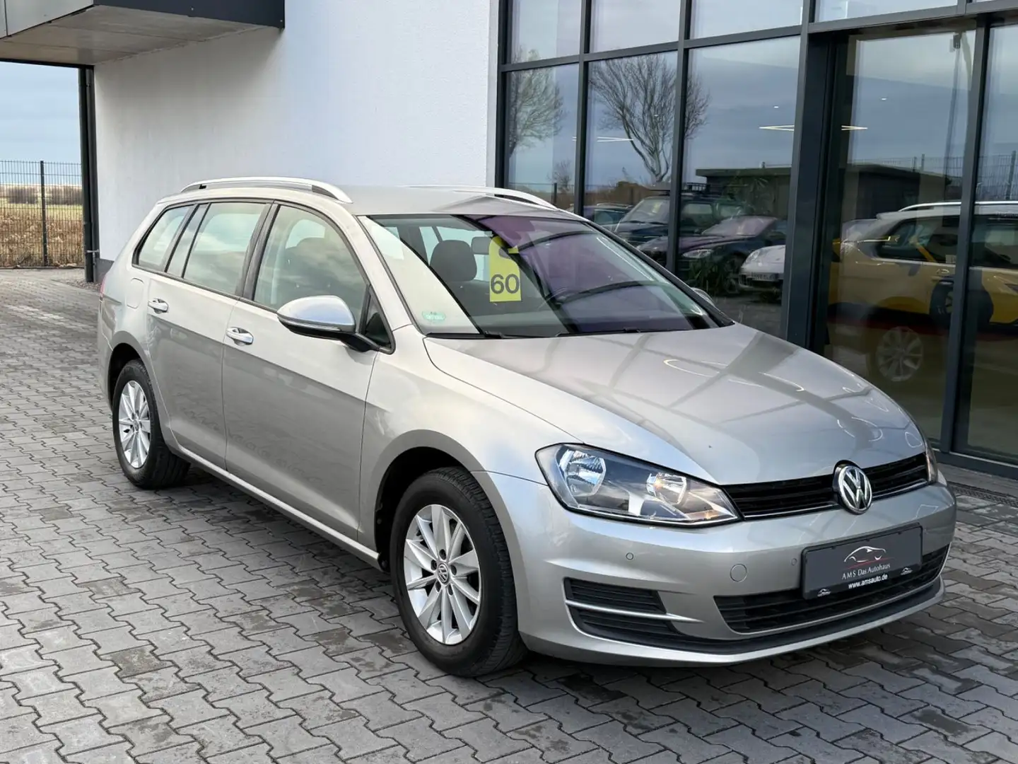 Volkswagen Golf VII Variant 1.6 TDI Comfortline BMT Silber - 2