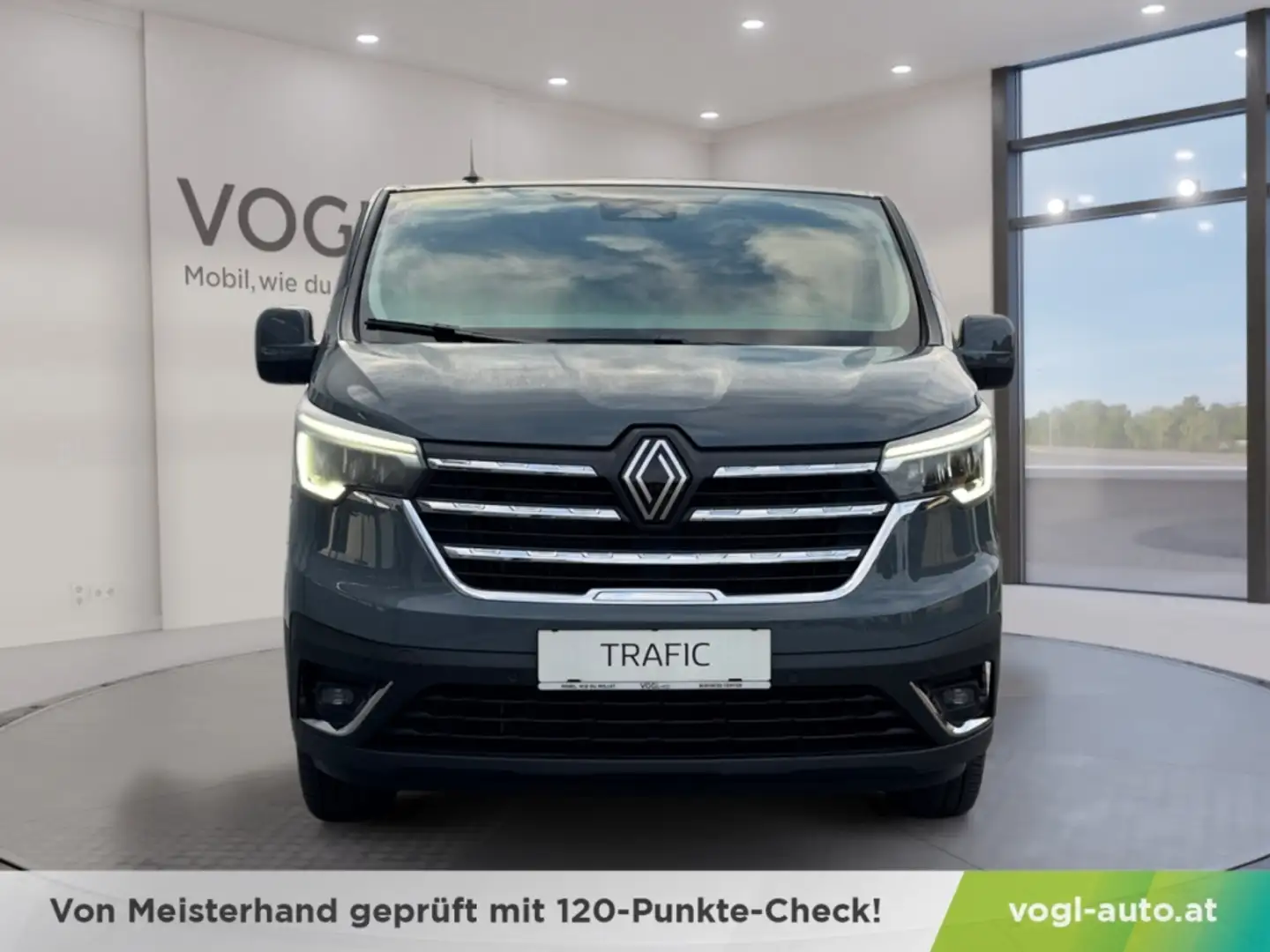 Renault Doppelkabine Kastenwagen L1H1 2,8t Grijs - 1