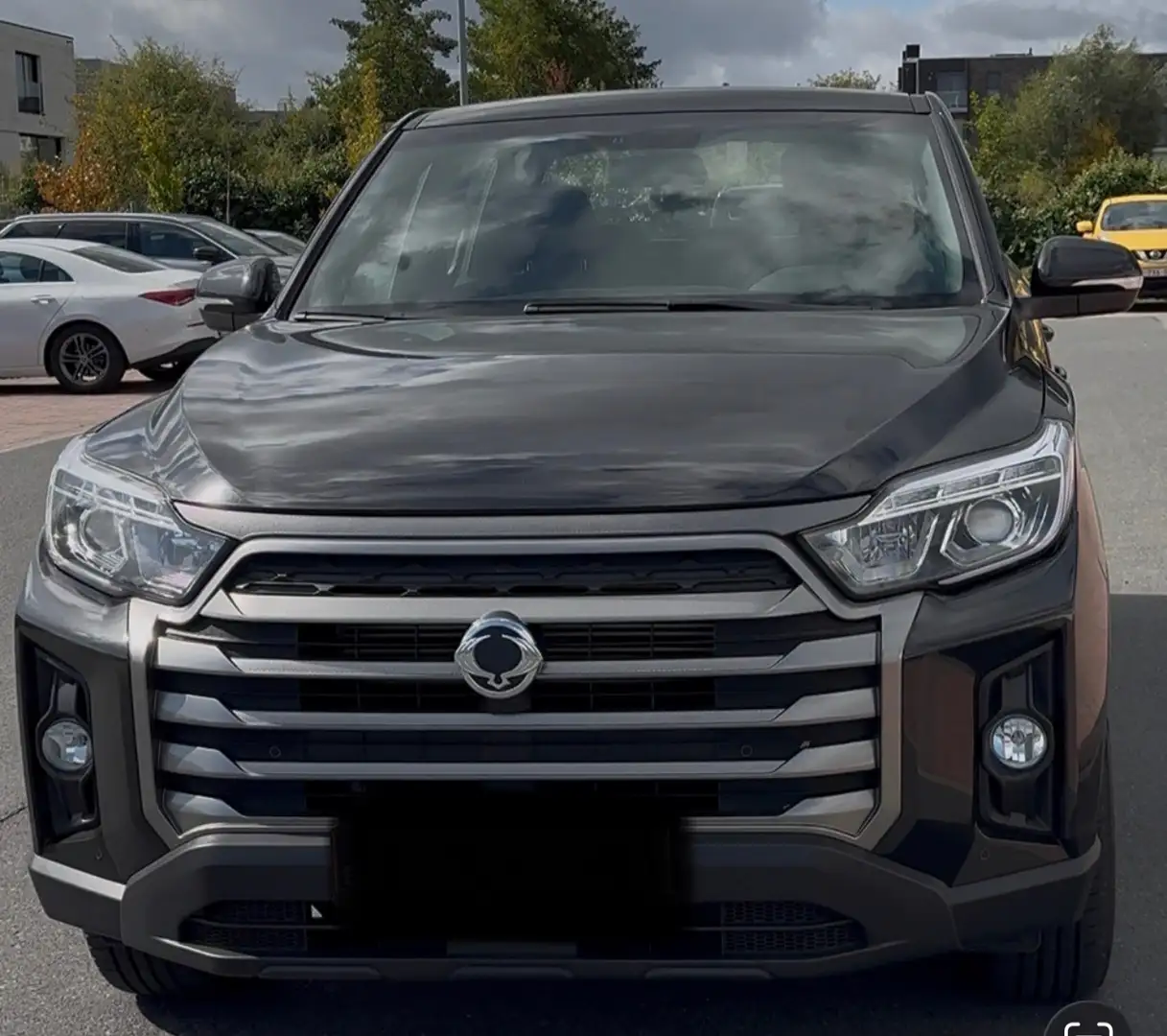 SsangYong Musso 2.2 Quartz 4WD Schwarz - 2
