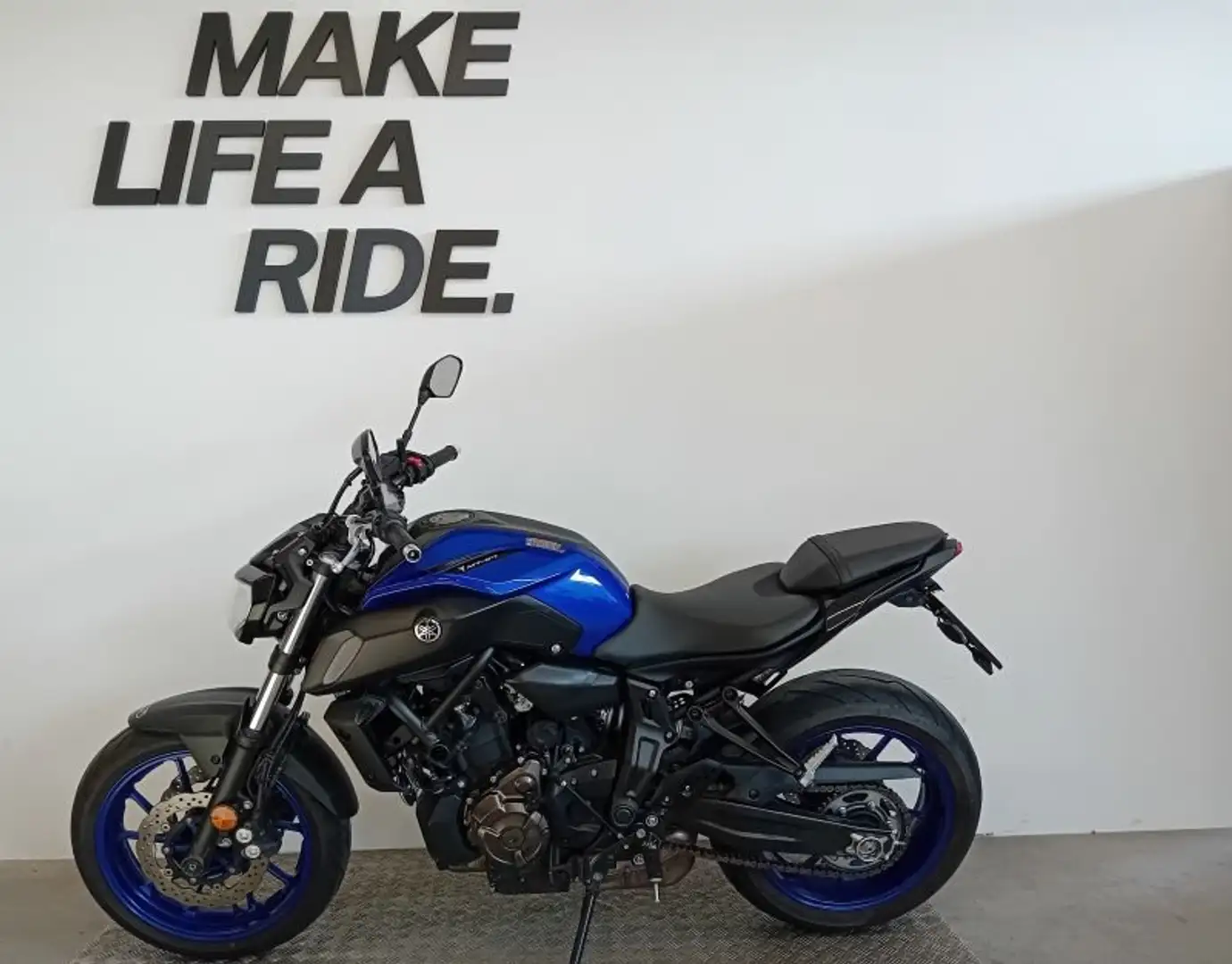 Yamaha MT-07 Blu/Azzurro - 2