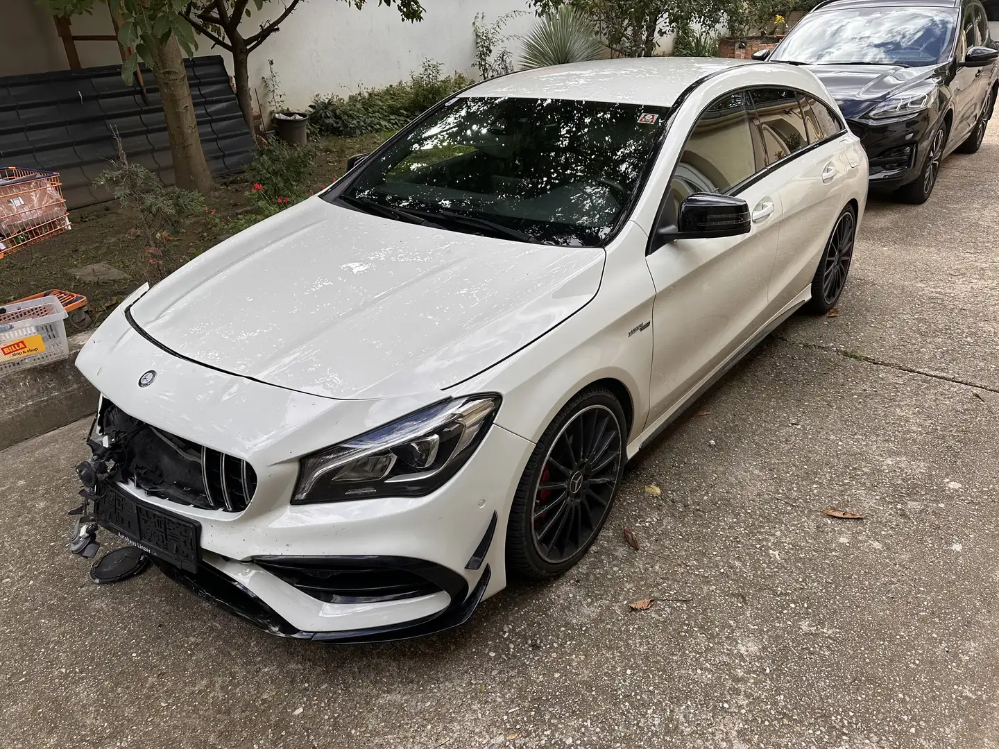 Mercedes-Benz CLA 45 AMG Shooting Brake 4MATIC Aut. - 1