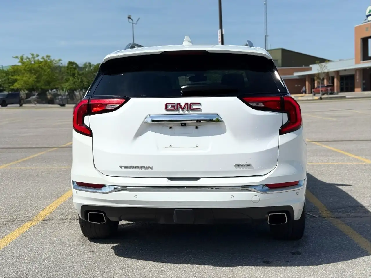 GMC Terrain photo GMC Terrain