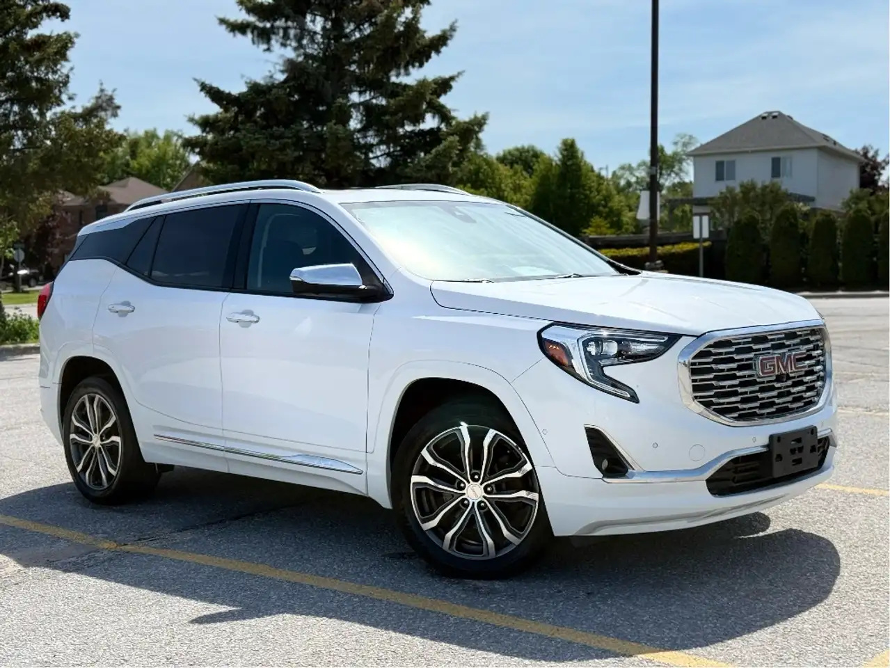 GMC Terrain photo GMC Terrain