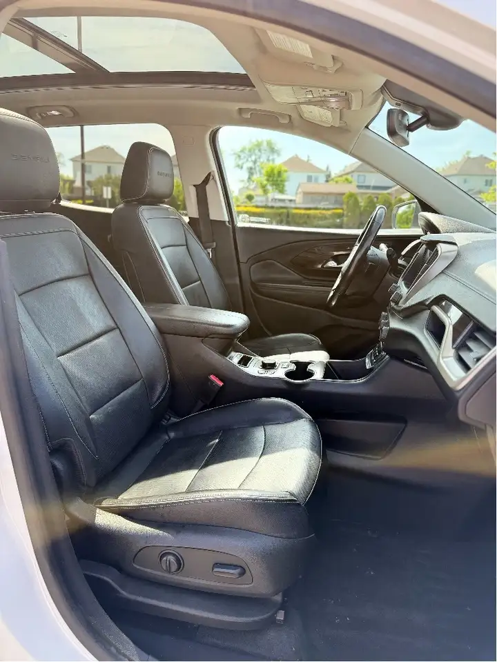 GMC Terrain photo GMC Terrain