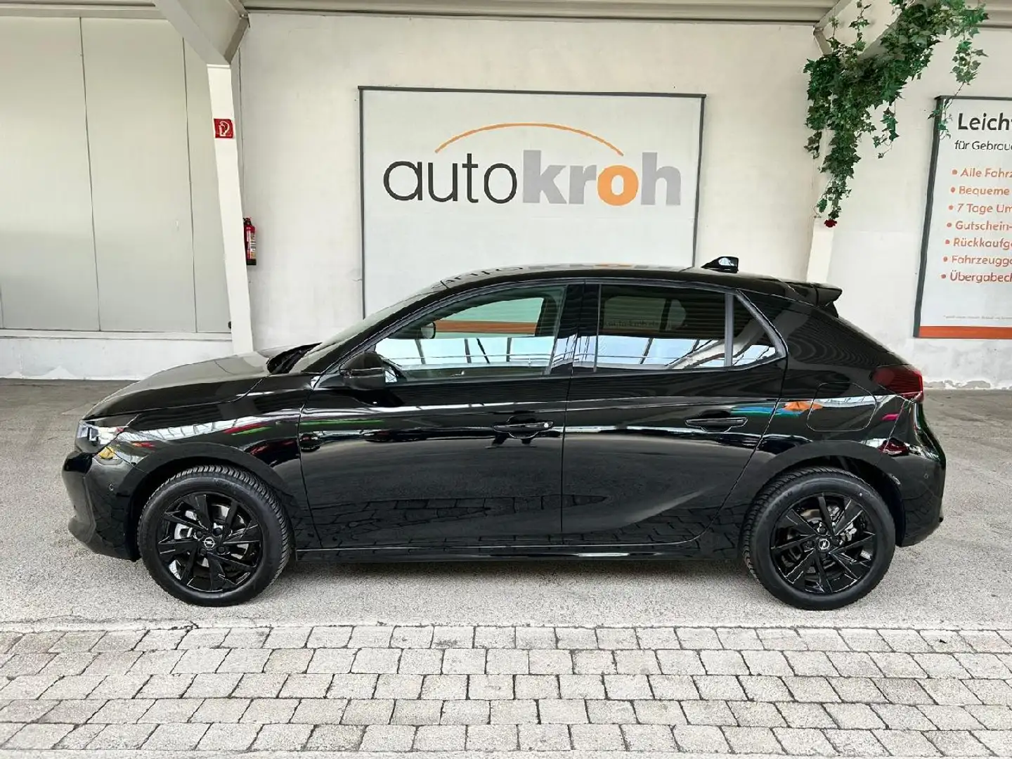 Opel Corsa GS Navi, LED, Kamera, PDC, SHZ - 2