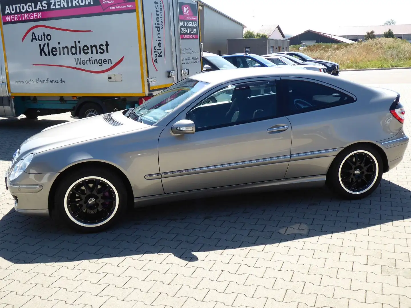 Mercedes-Benz CE 200 C 200 KOMPRESSOR Sportcoupé 126Tkm. Gold - 2