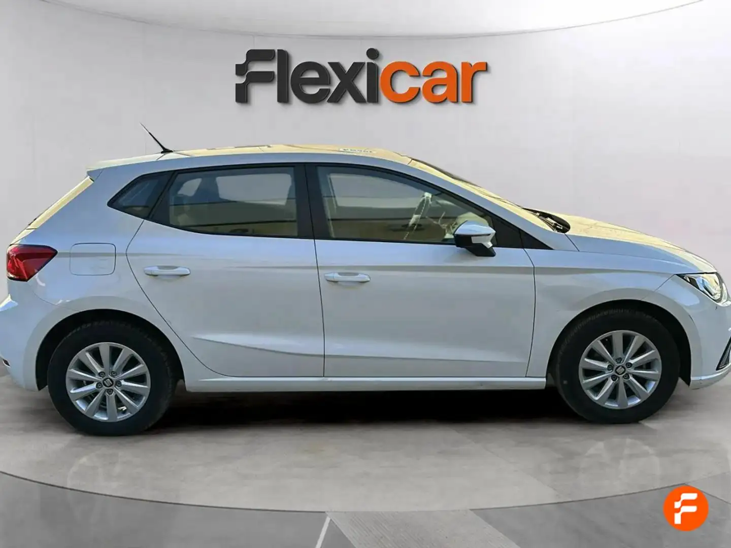 SEAT Ibiza 1.0 TSI S&S Reference Plus 95 Blanco - 2