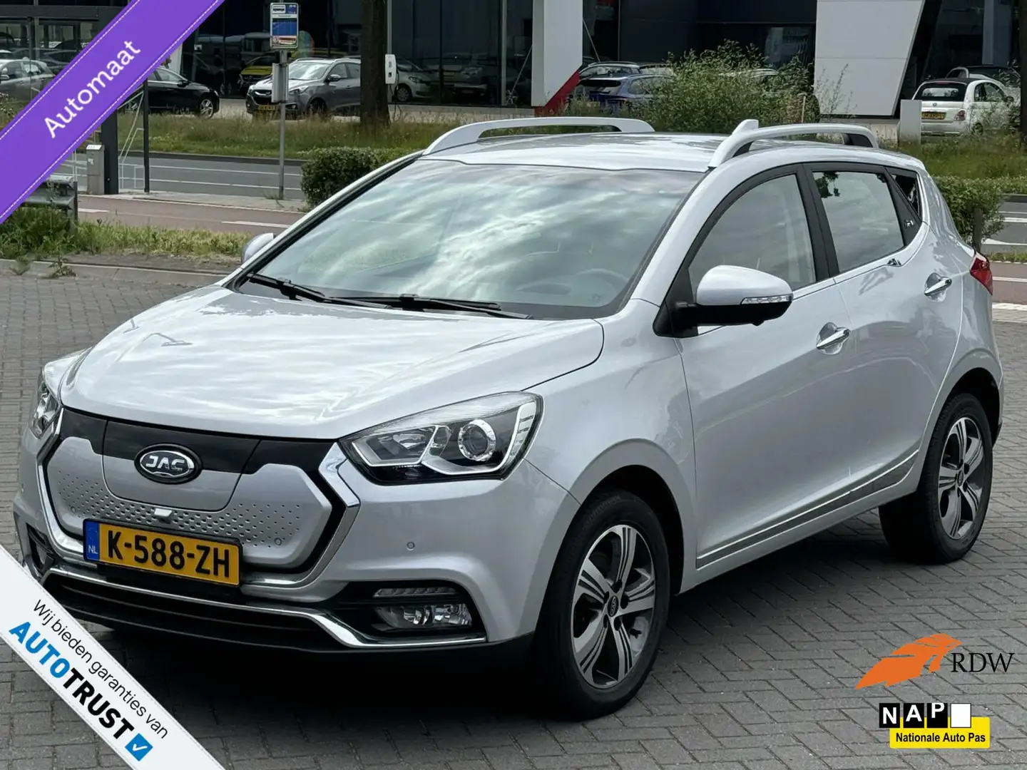 JAC iEV7 S 116pk Automaat 2021 Leder Navi Gri - 1