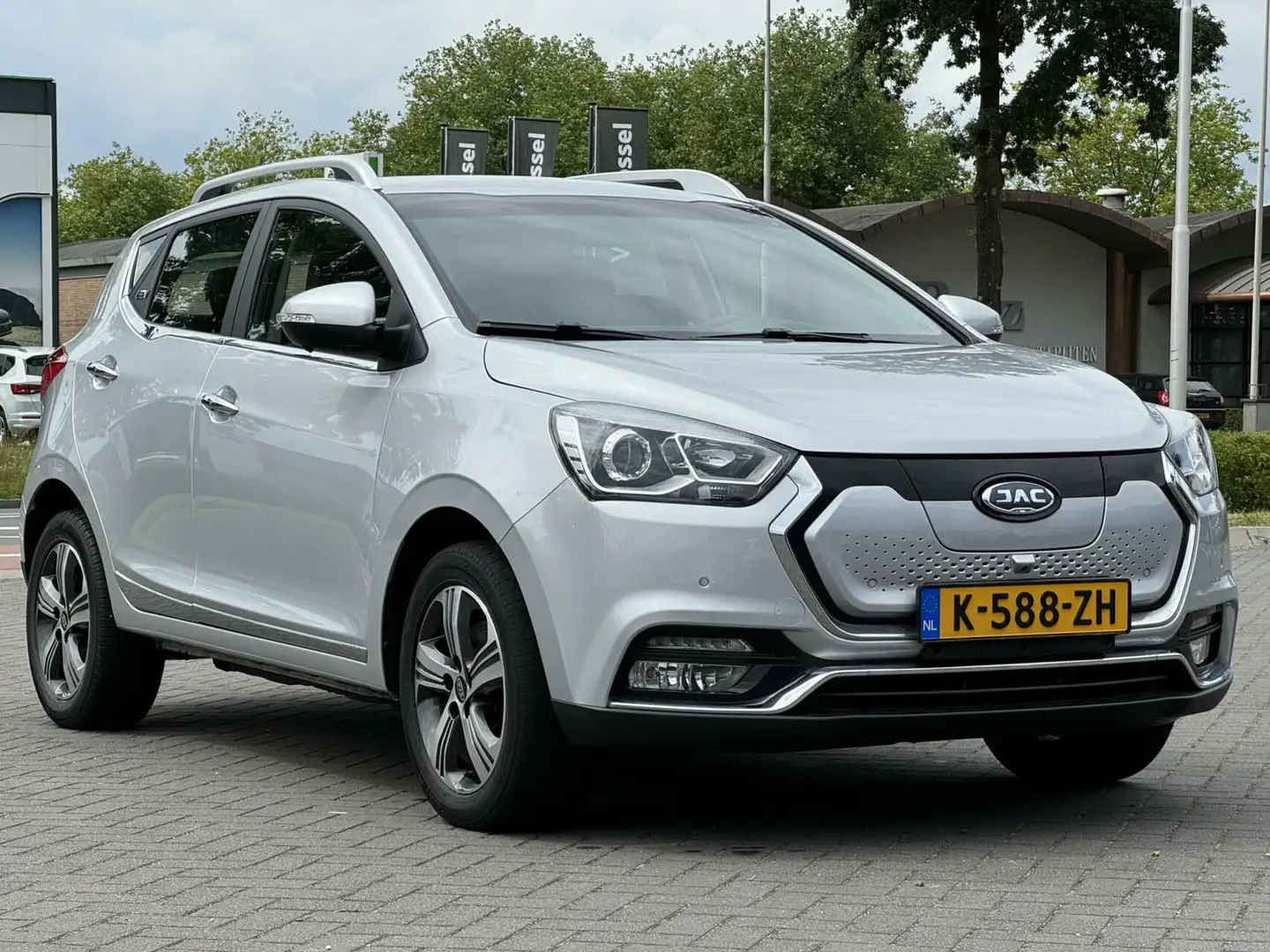 JAC iEV7 S 116pk Automaat 2021 Leder Navi Gri - 2