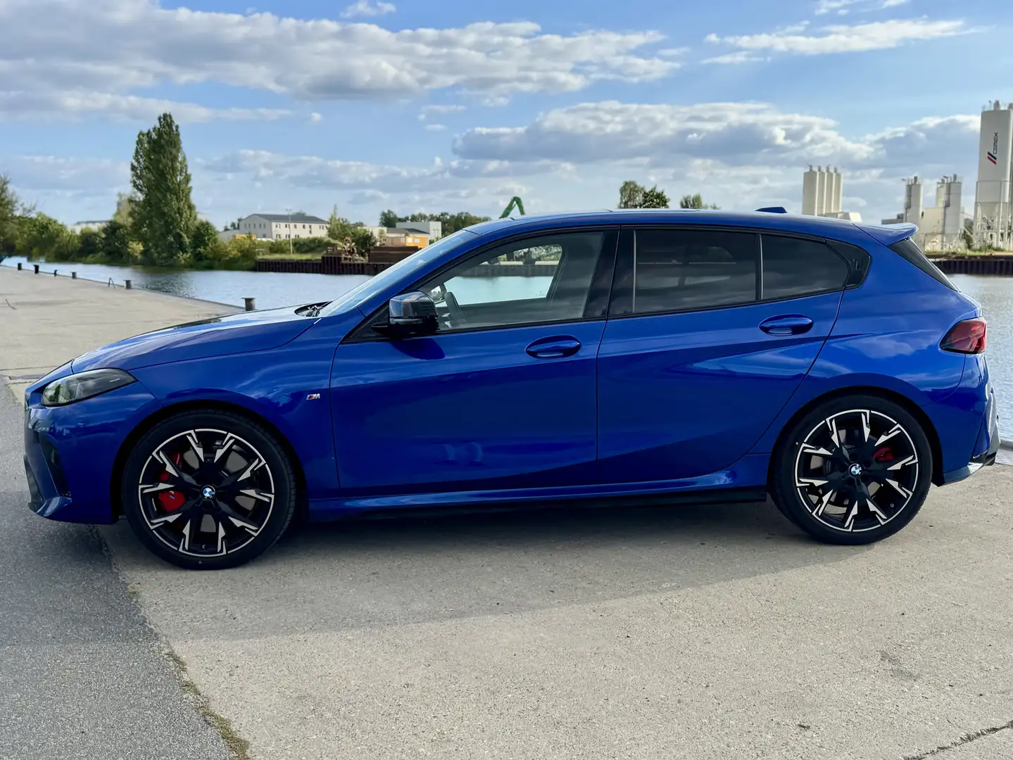 BMW 135 M135 xDrive Head-Up | 360° | Memory | HarmanKardo Blau - 2