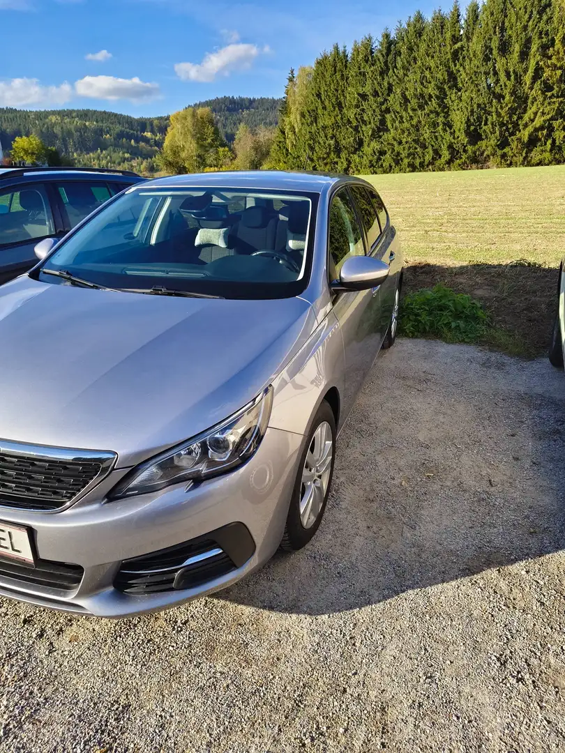 Peugeot 308 308 SW 1,5 BlueHDI 130 Style S Grau - 1