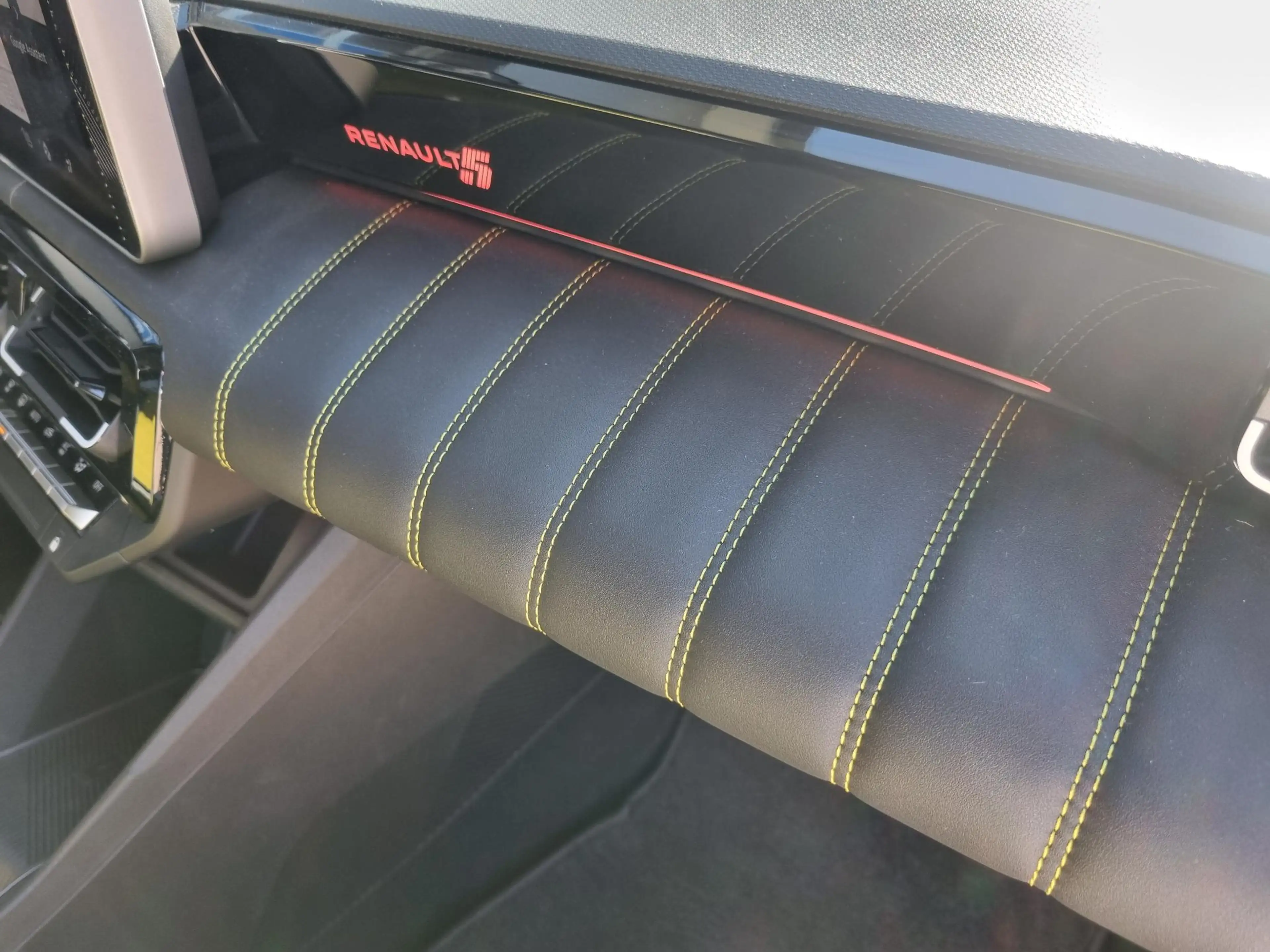 Renault R 5 urban range iconic cinq 40 kWh Harman Kardon / ACC — photo 20