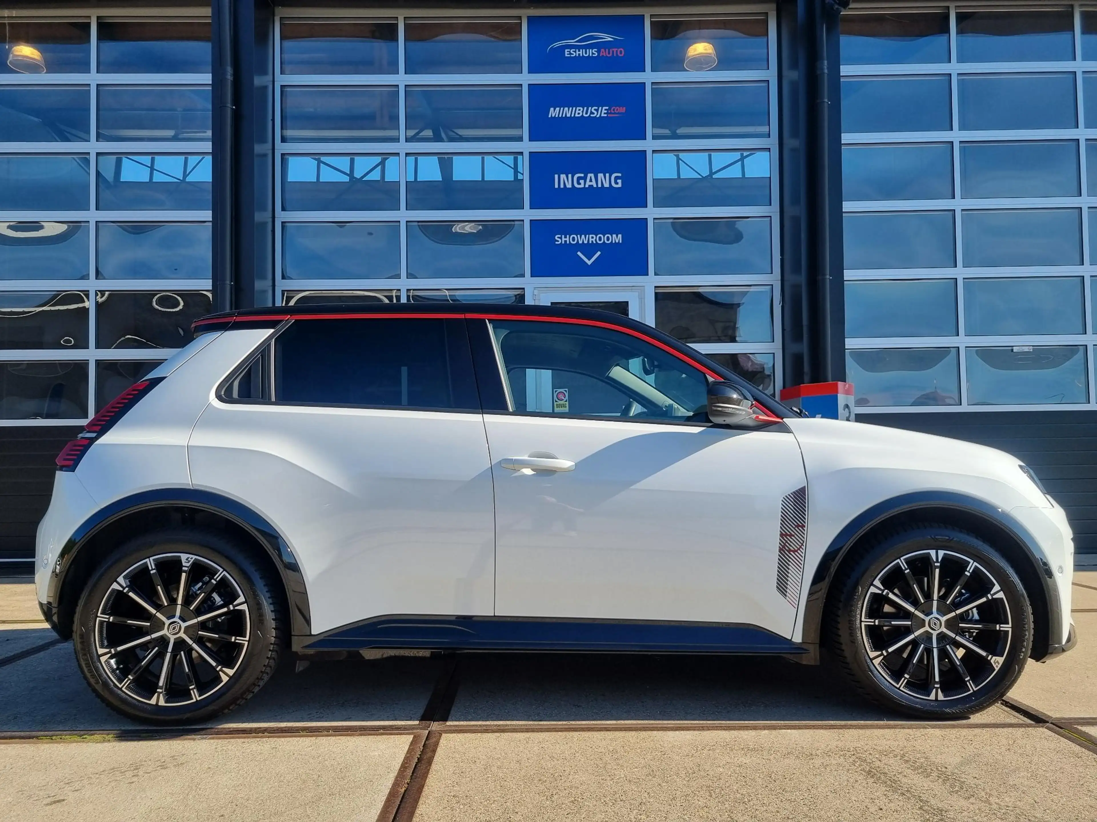 Renault R 5 urban range iconic cinq 40 kWh Harman Kardon / ACC — photo 4