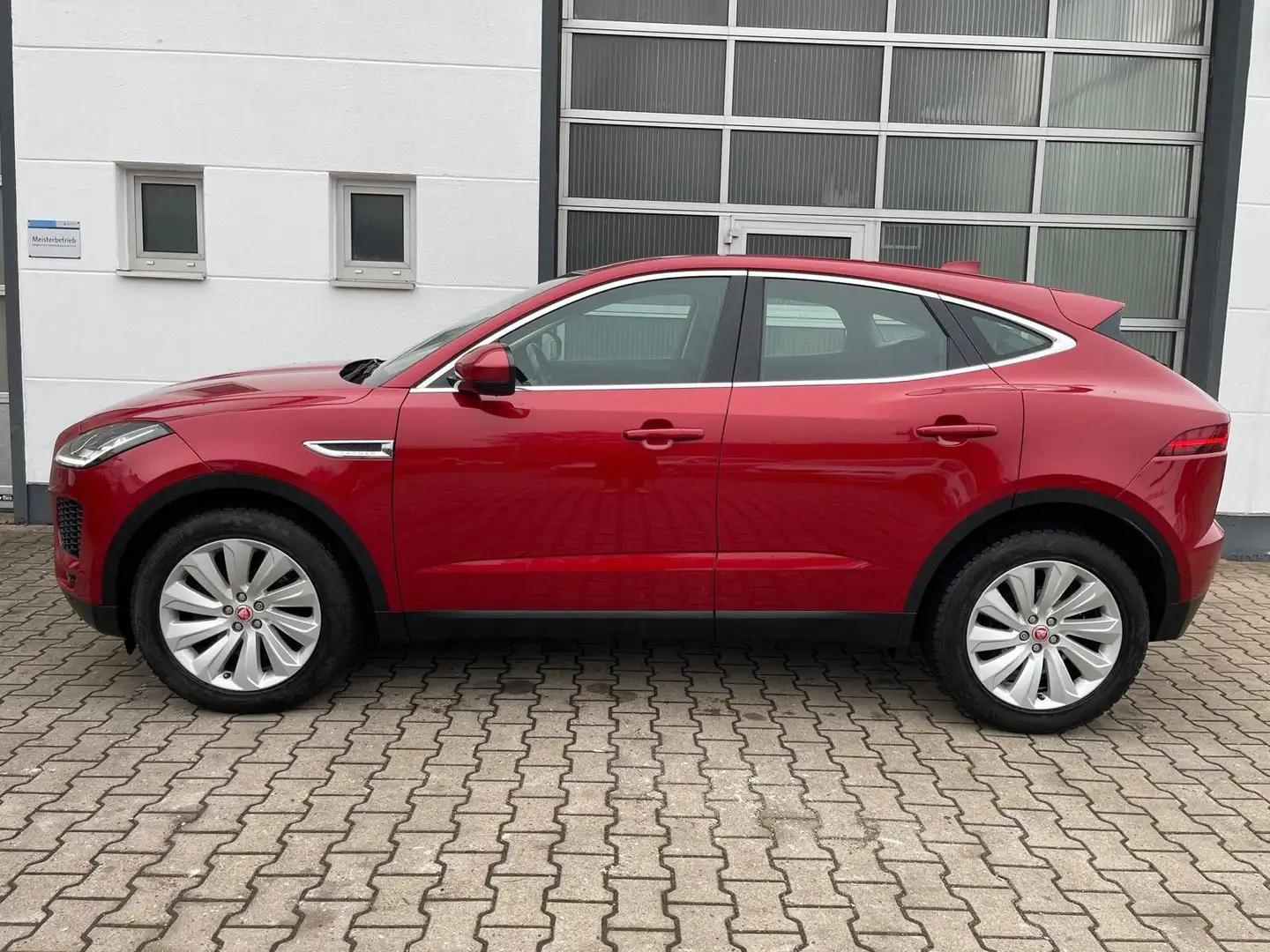 Jaguar E-Pace P250 AWD/1.HD/S-Heft/NAVI/SHZ/Garantie Rojo - 2