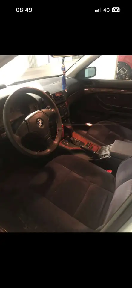 BMW 528i Österreich-Paket Aut., foto 3