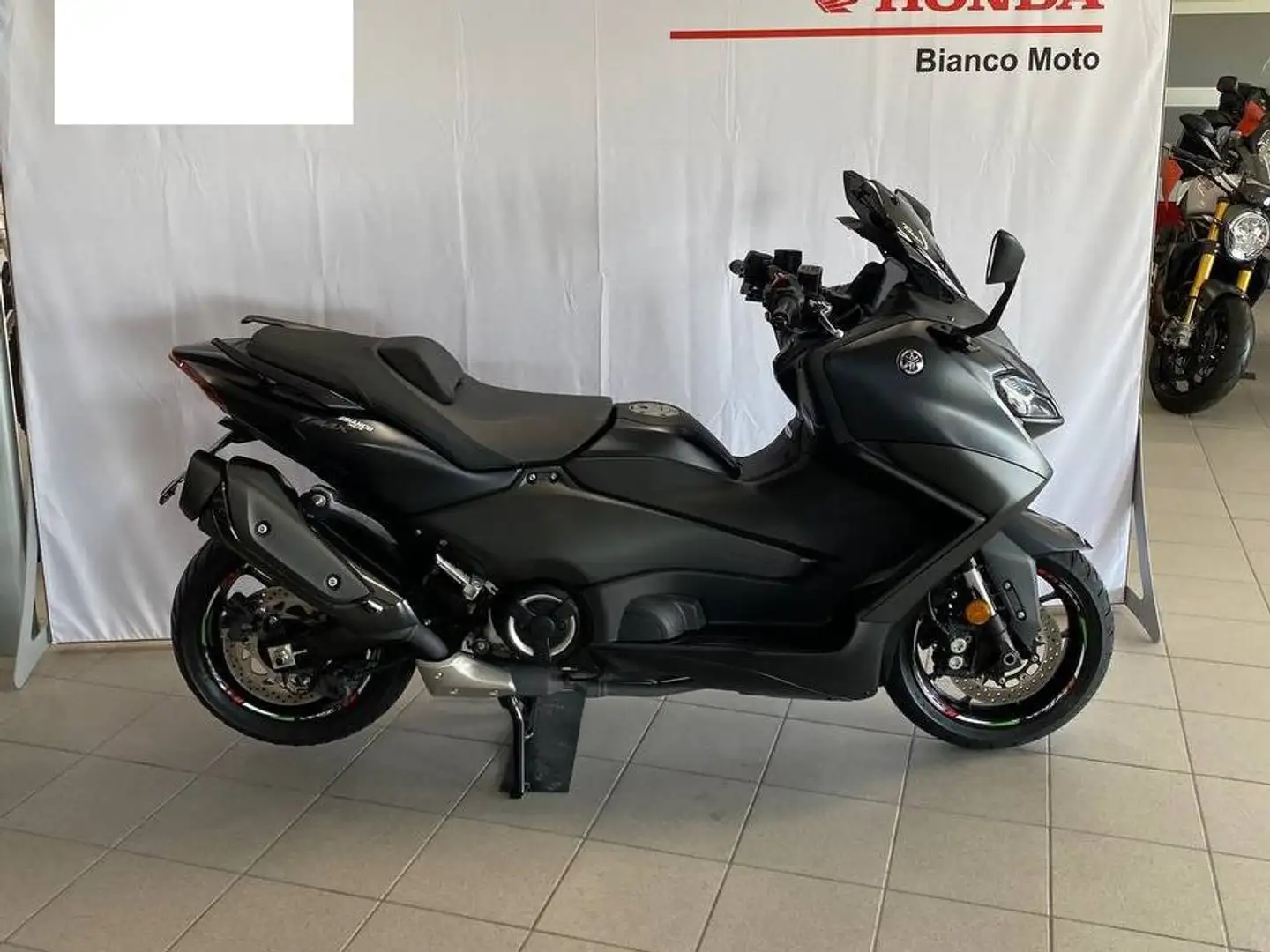 Yamaha TMAX 560 ABS Nero - 2