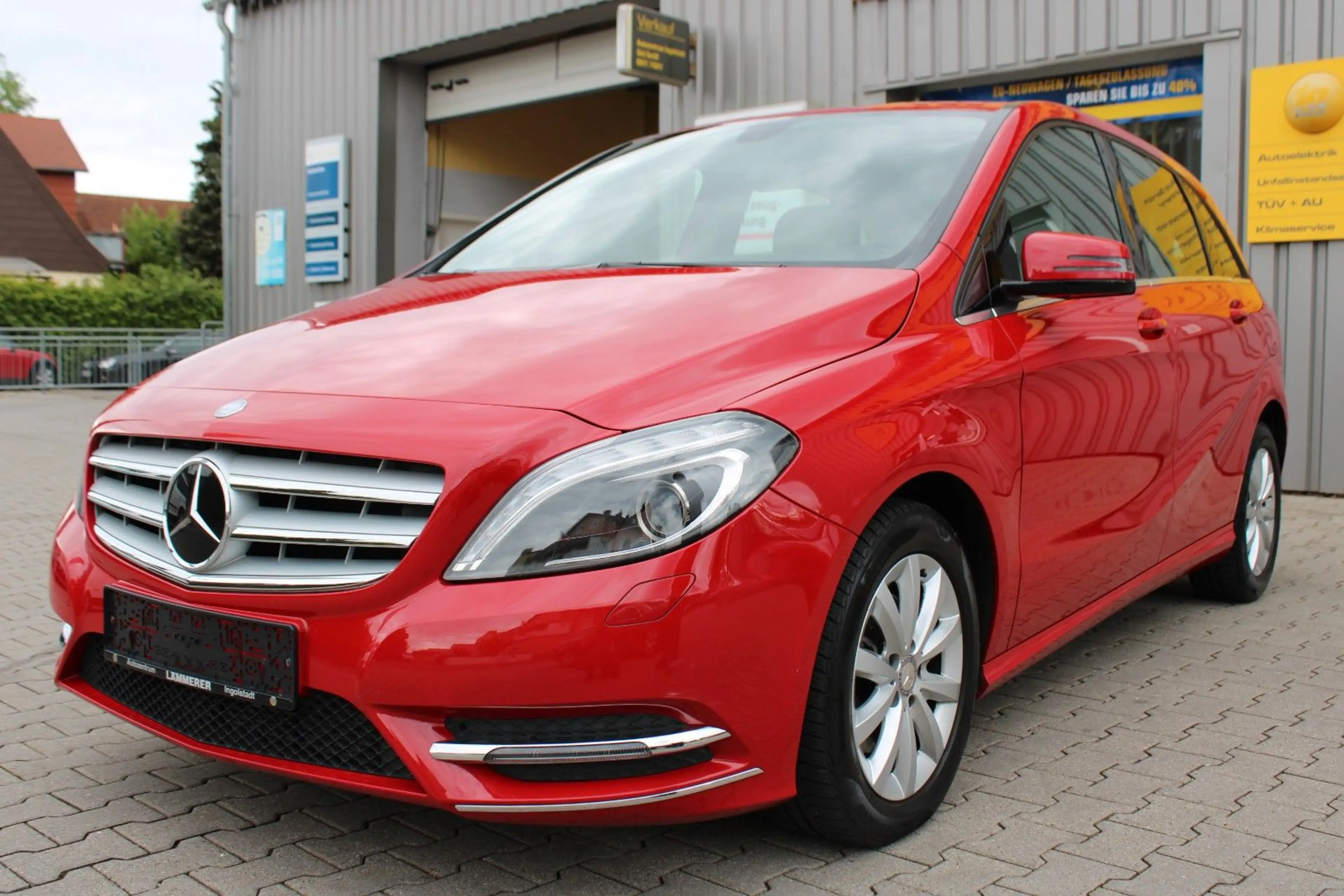 Mercedes-Benz B 220 Automatik — photo 6
