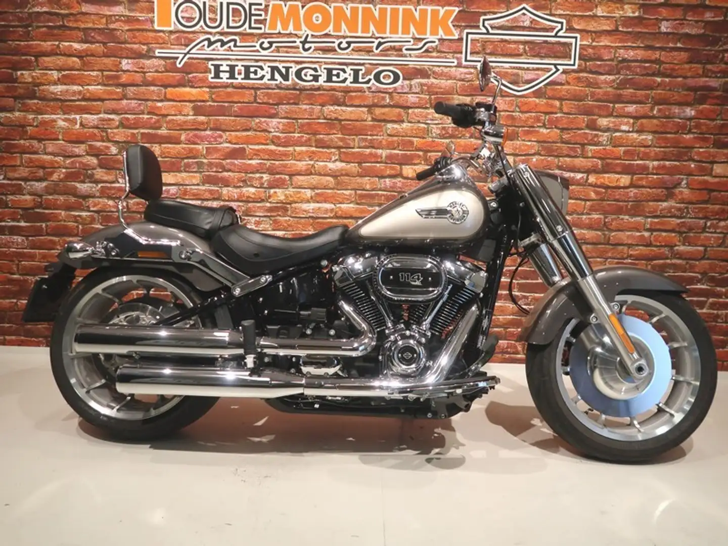 Harley-Davidson Fat Boy FLFBS Softail 114 Grijs - 1