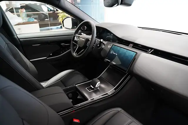 Land Rover Range Rover Evoque P270e PHEV Dynamic SE AWD Aut. Ansicht 6