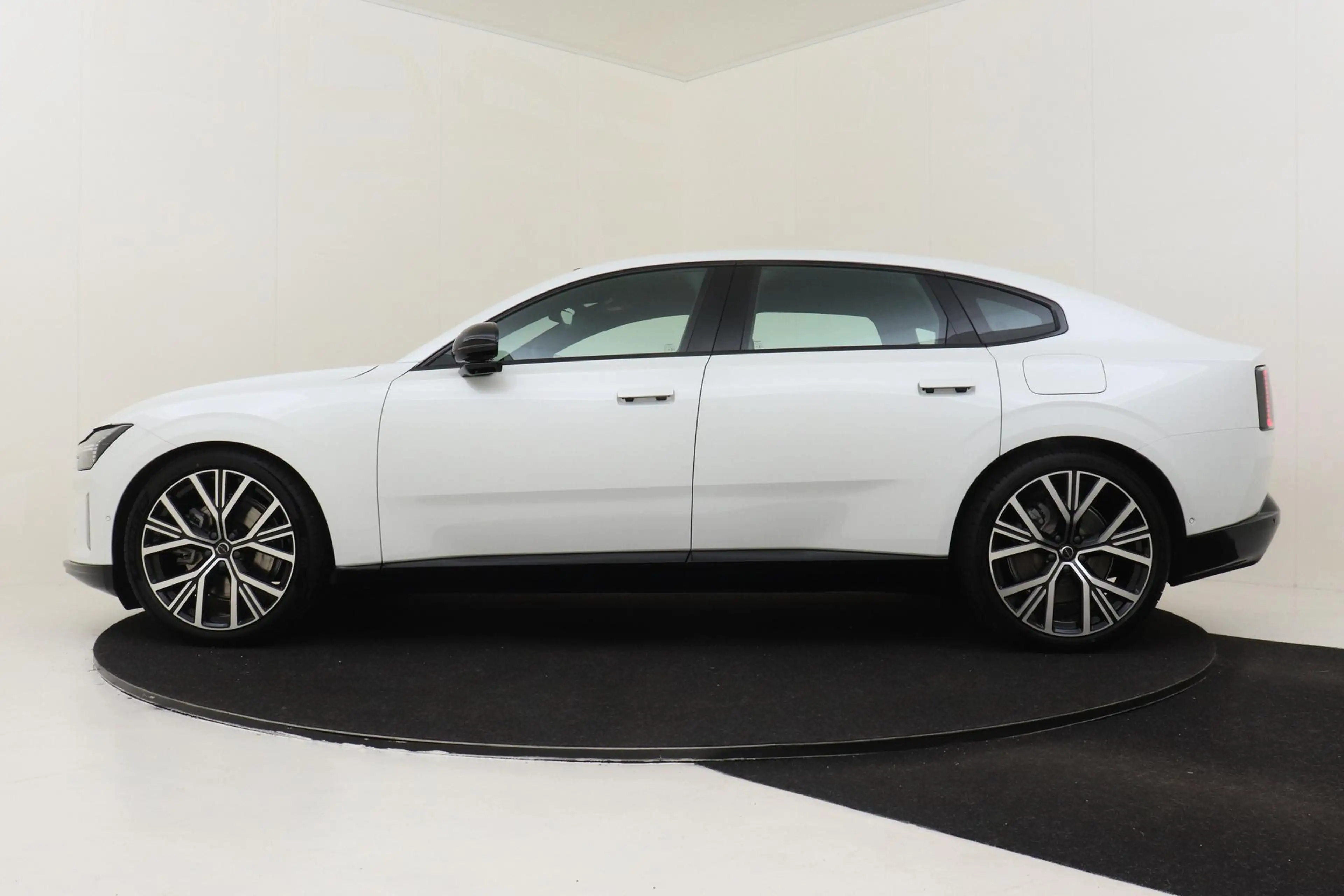 Volvo ES90 SINGLE MOTOR EXTENDED RANGE ULTRA LAUNCH EDITION * — photo 7