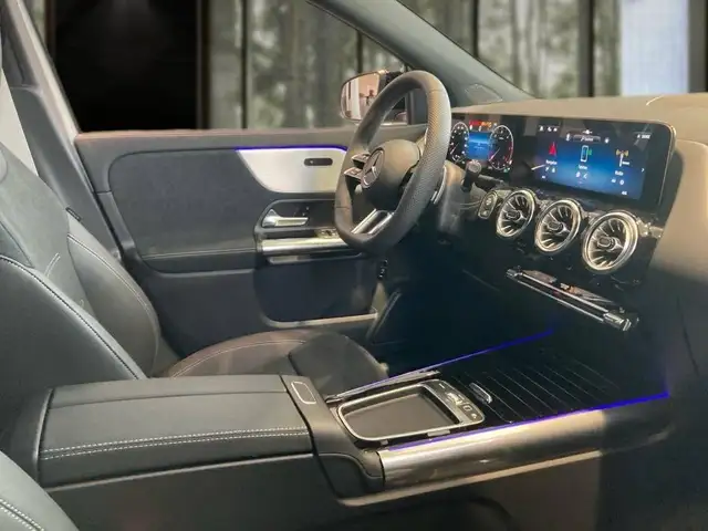 Mercedes-Benz Gla view 7