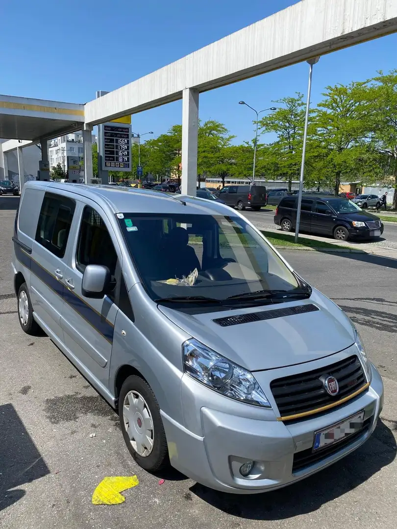 Fiat Scudo Scudo Kombi Standard L1H1 2,0 16V DPF Standard Silber - 1
