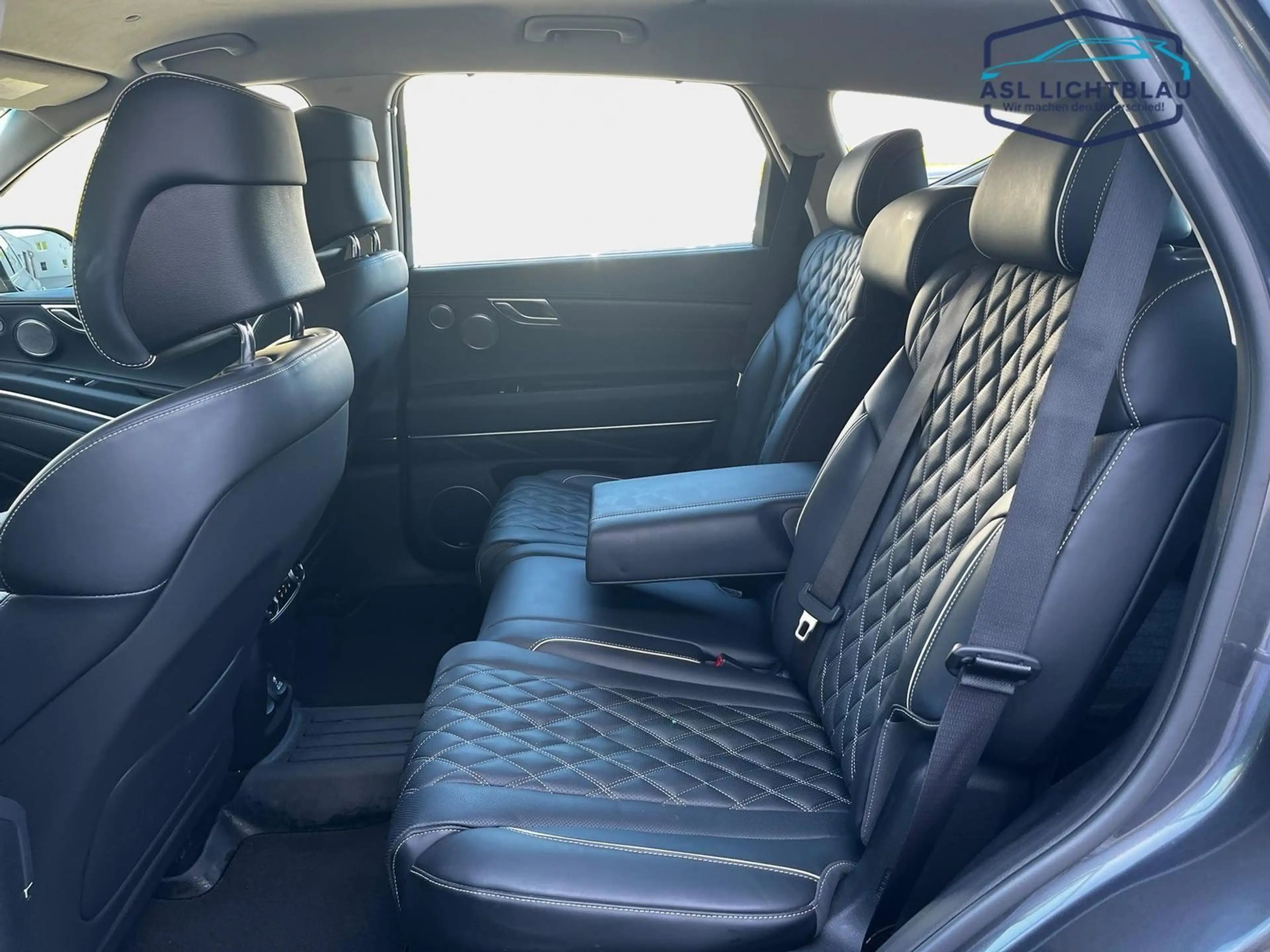 Genesis GV80 3.0 D Luxus AWD 7 Sitzer GV80 DX4 3.0D AWD 7 Seater — photo 14