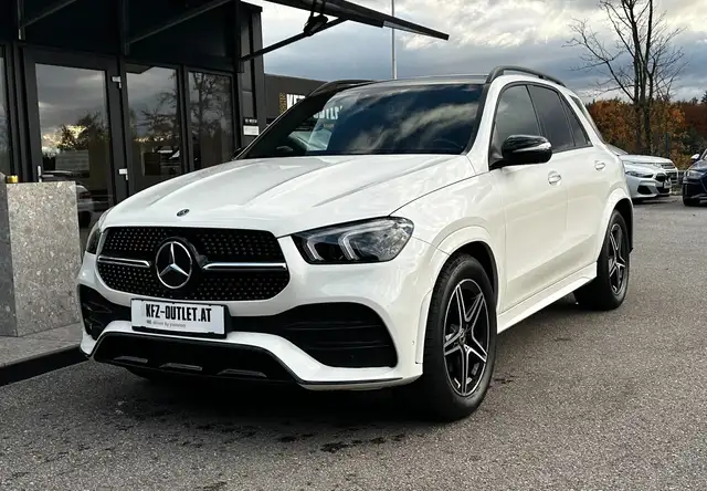 Mercedes-Benz GLE 300 d 4Matic *AMG-Line*Pano*Burmester*360°*HUD*