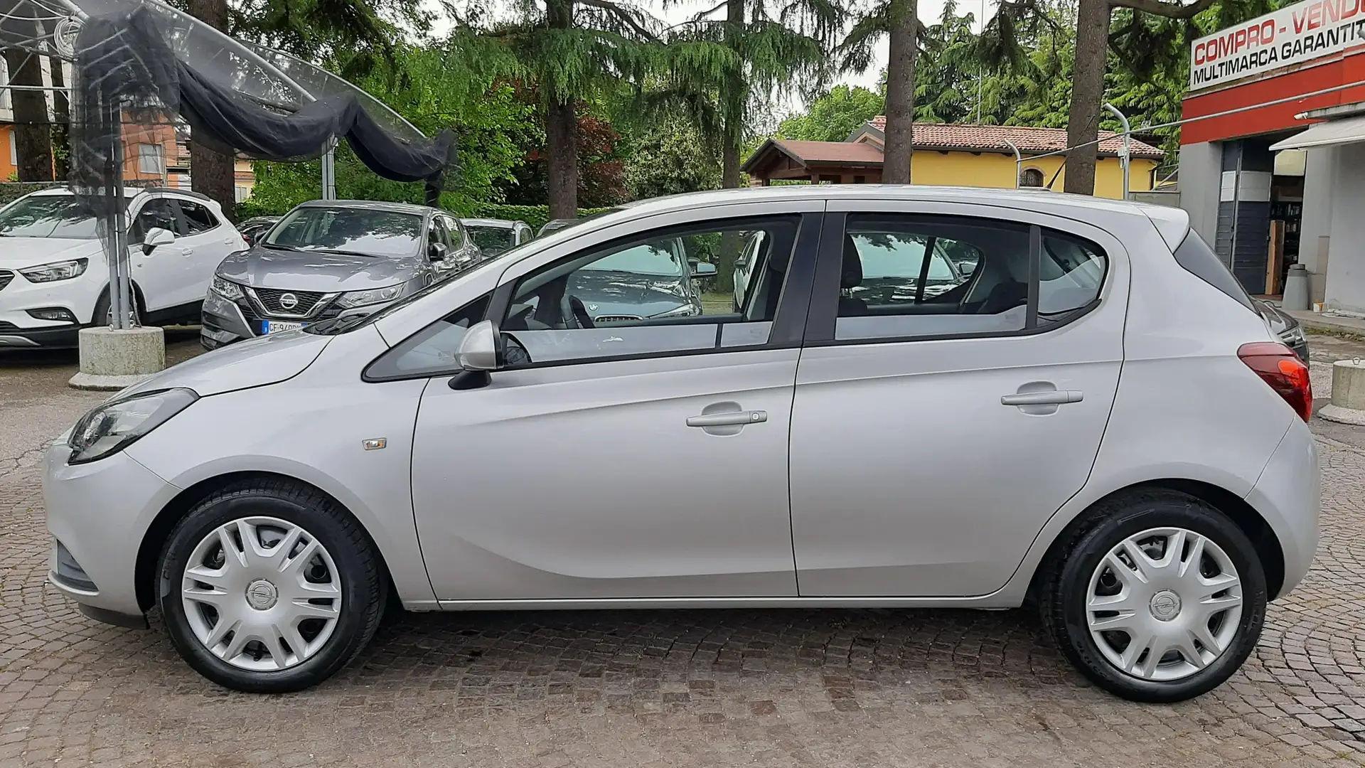 Opel Corsa 5p 1.4 Innovation Gpl 90cv Grijs - 2