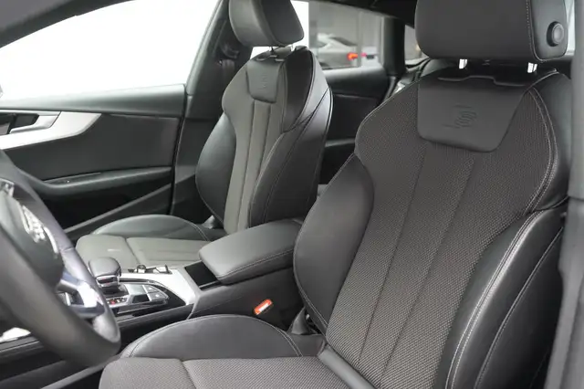 Audi A5 view 24