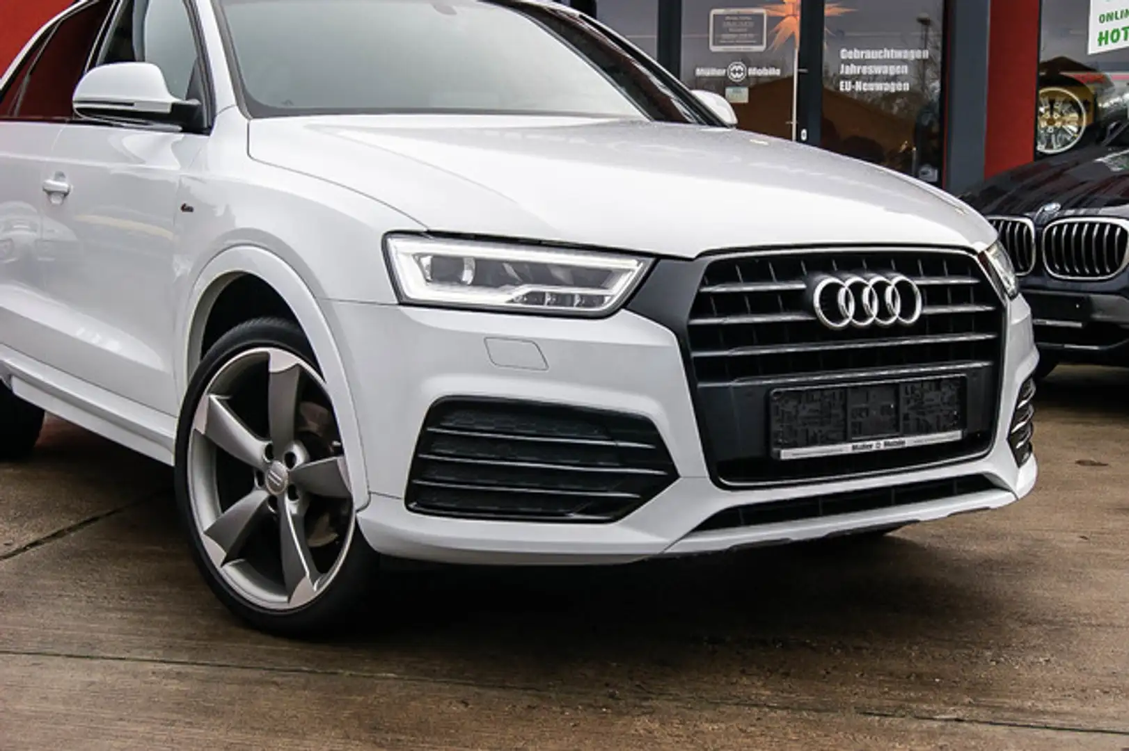 Audi Q3 14TSI S-tronic S-LINE PLUS 20-ZOLL PANO BOSE sport Weiß - 2