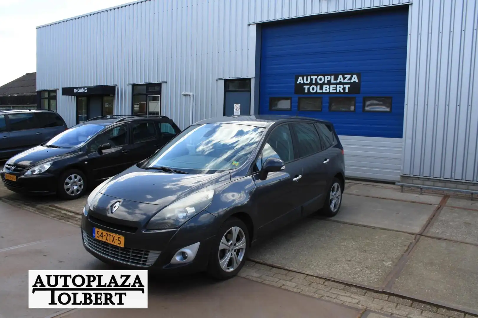 Renault Grand Scenic 1.4 TCe Bose 7p. crna - 1