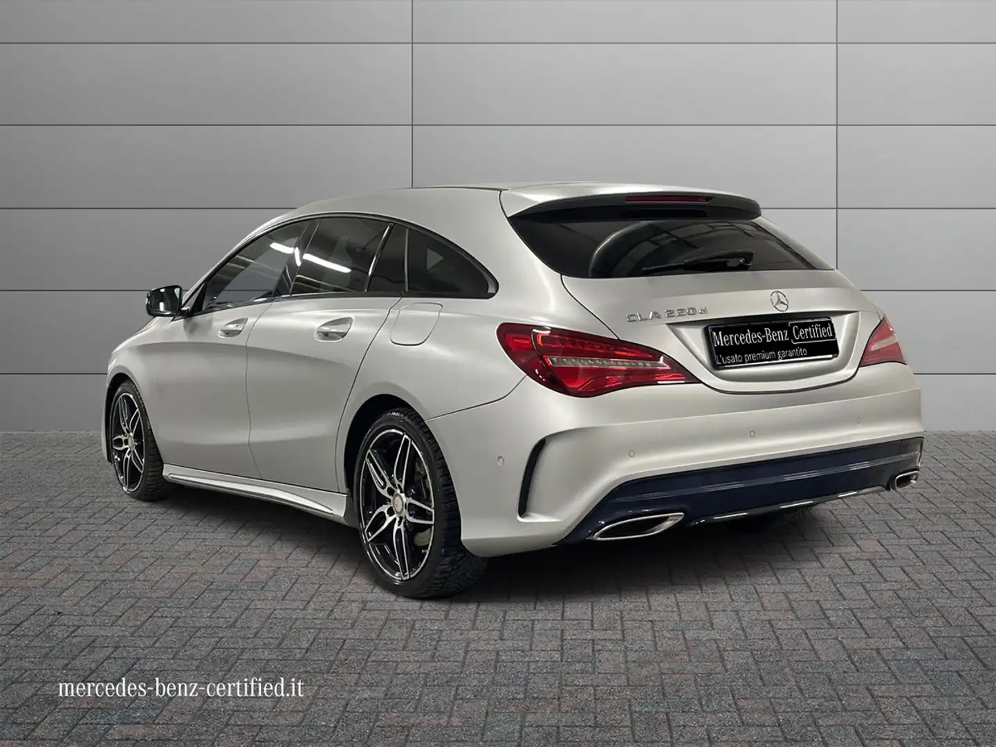 Mercedes-Benz CLA 220 - CLA Shooting Brake 220 d Premium Grey - 2