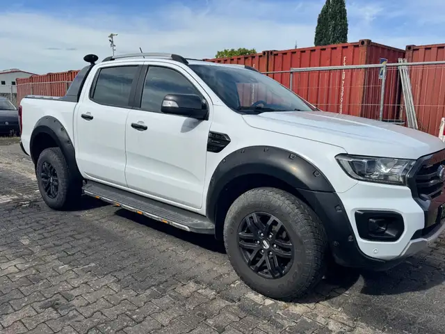 Ford Ranger Wildtrak Doppelkabine 4x4/MOTORSCHADEN