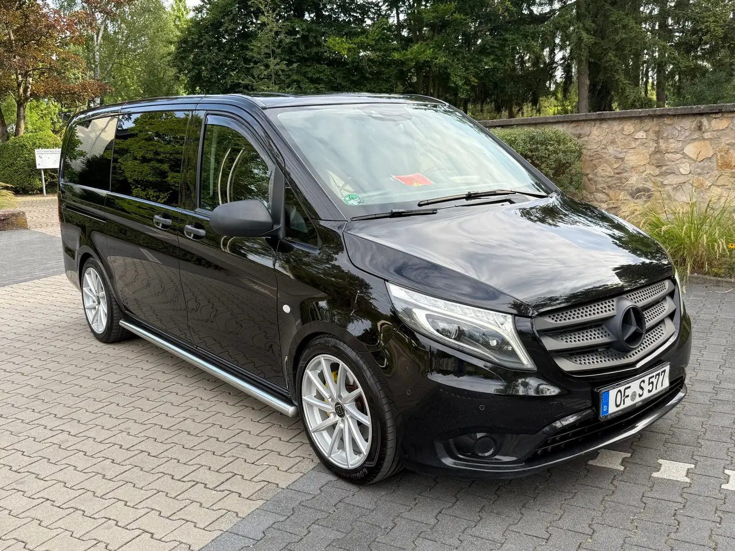 Mercedes-Benz Vito Vito 119 Tourer Select Lang +LED+SHZ+Liegepa Schwarz - 2