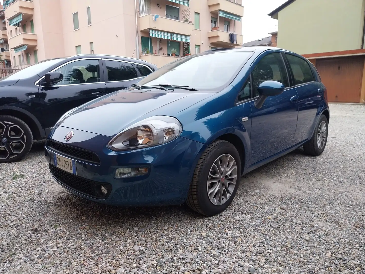 Fiat Punto 5p 1.4 m-air 16v Sport s&s 105cv - 1