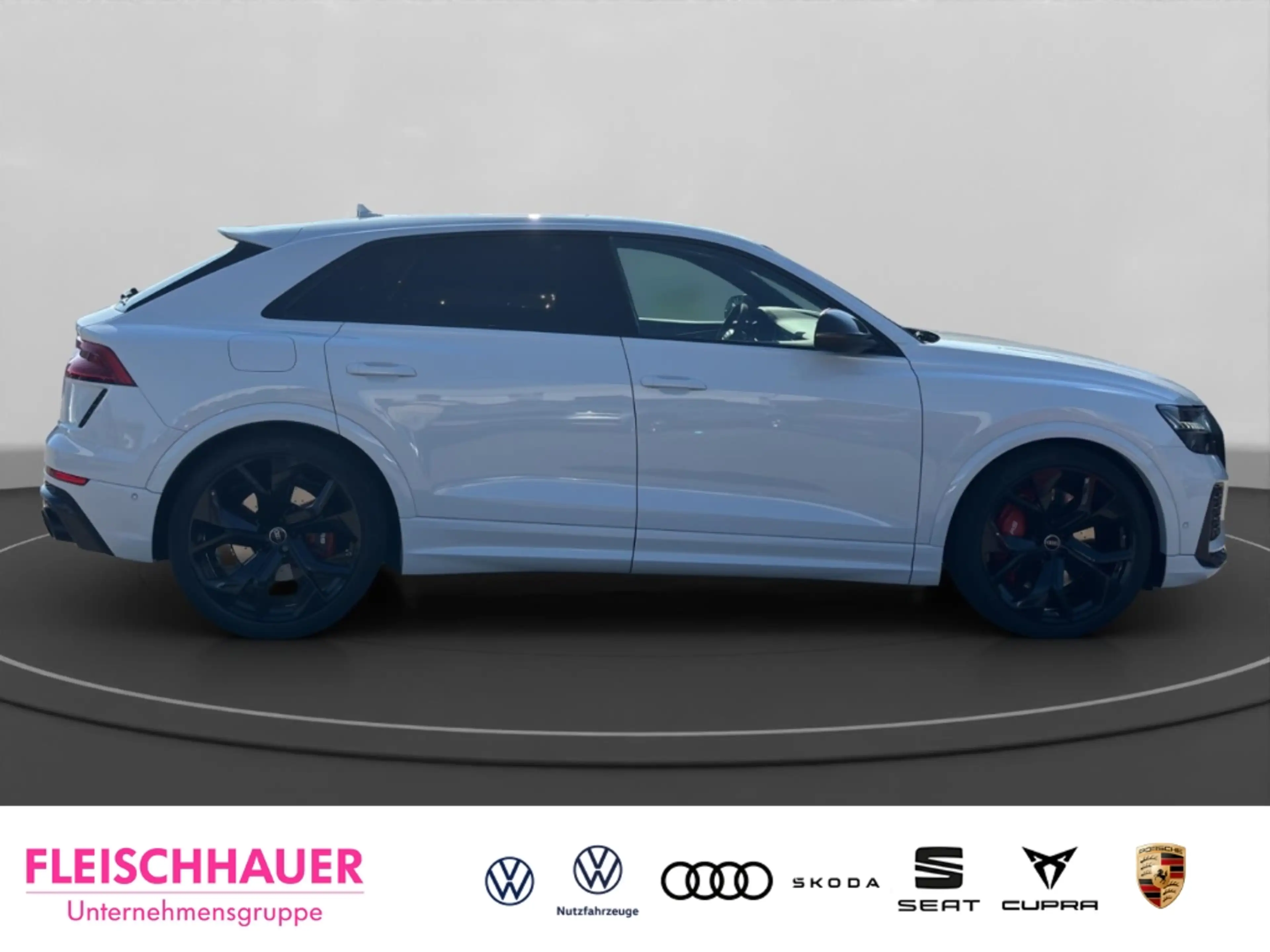 Audi RS Q8 4.0 TFSI AHK Carbon Matrix-LED Panorama B&O — photo 8