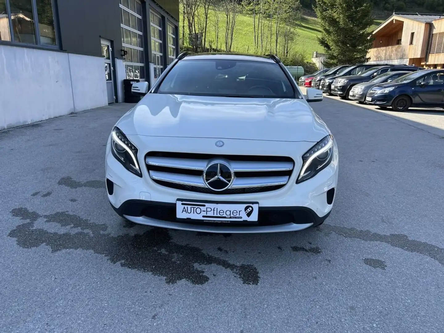 Mercedes-Benz GLA 200 CDI / d (156.902) Weiß - 2