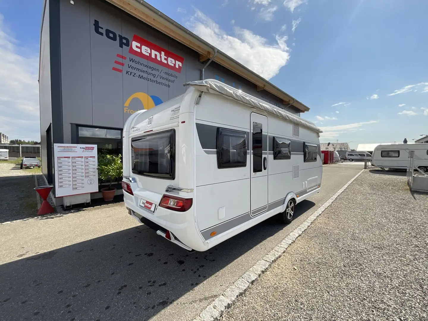Hobby Maxia 495 UL 1800/Markise/Vorzelt/Fahrradträger Weiß - 2