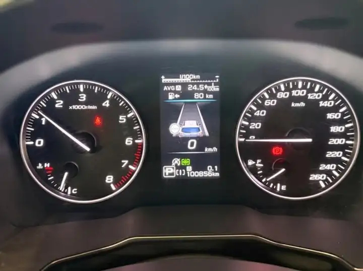 Subaru Legacy 2021, foto 9