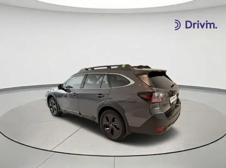 Subaru Legacy 2021, foto 4