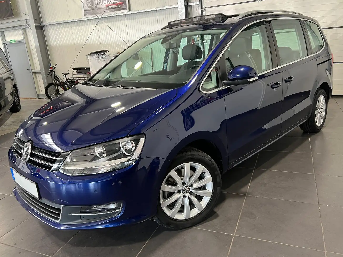 Volkswagen Sharan 1.4 TSi Automatik **Navi*Pano*AHK*ACC** Blau - 1