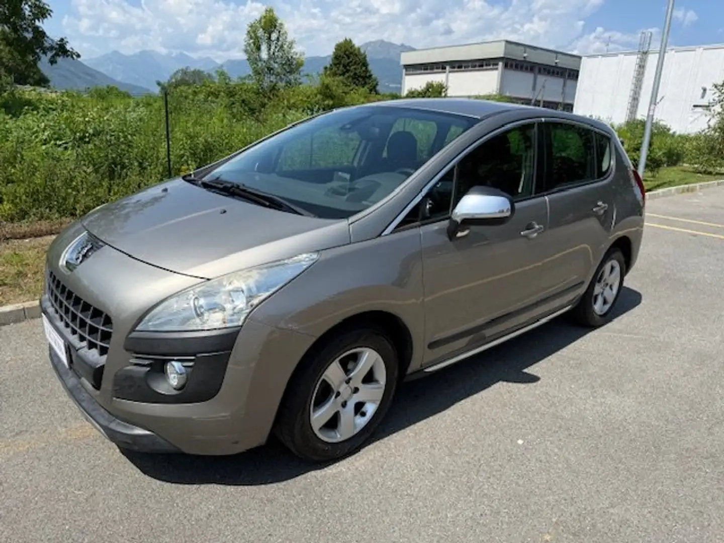 Peugeot 3008 1.6 hdi 16v Premium robot fap Grau - 1
