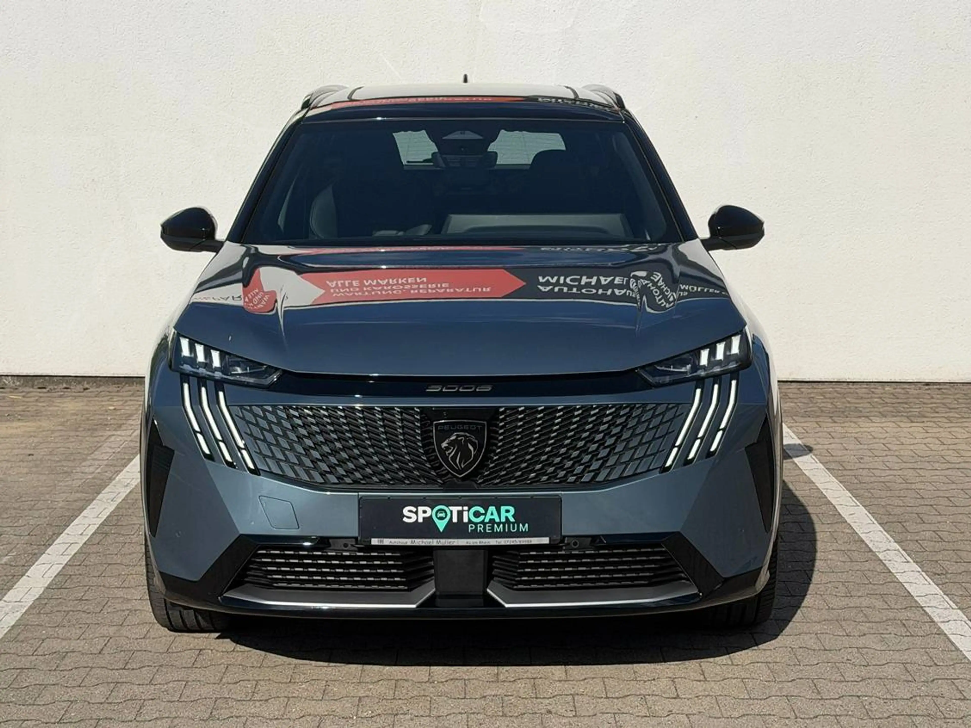 Peugeot 5008 GT Elektromotor 210,Leder,Panorama,360°,ACC — photo 2
