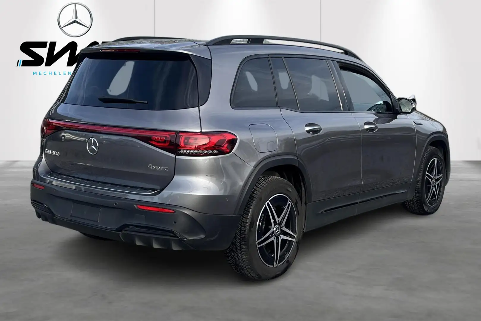 Mercedes-Benz EQB 300 EQB 4MATIC AMG Line Gris - 2