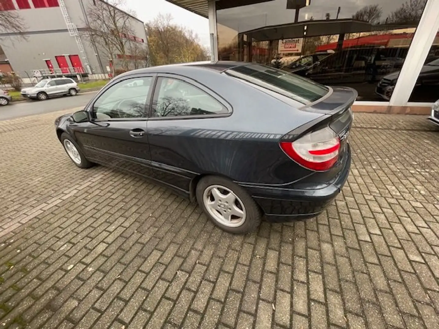 Mercedes-Benz C 200 C 200 Kompressor (203.742) - 1