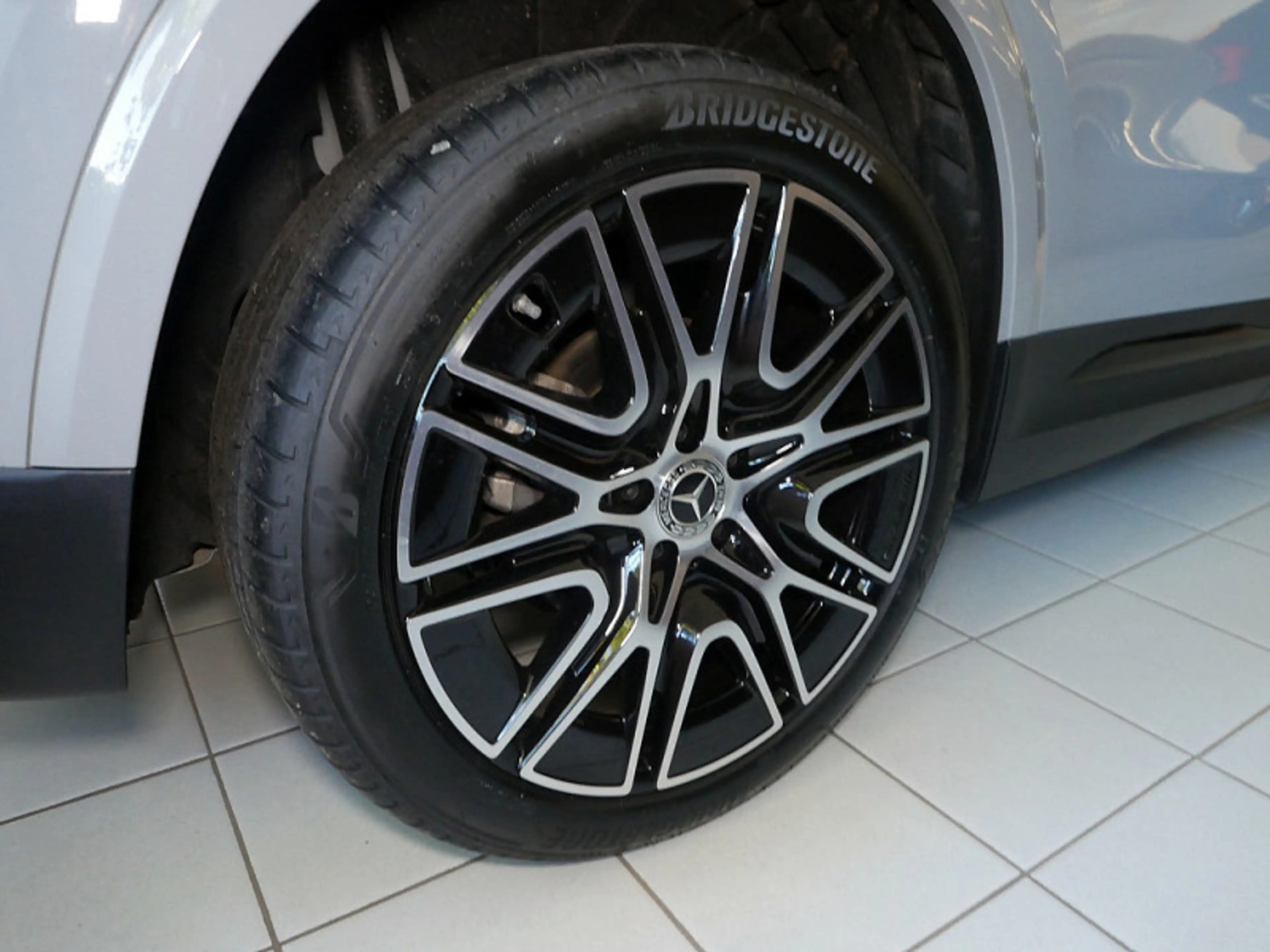 Mercedes-Benz GLA 200 d | AMG NIGHT AHK DISTR KAMERA PANO SPUR — photo 11