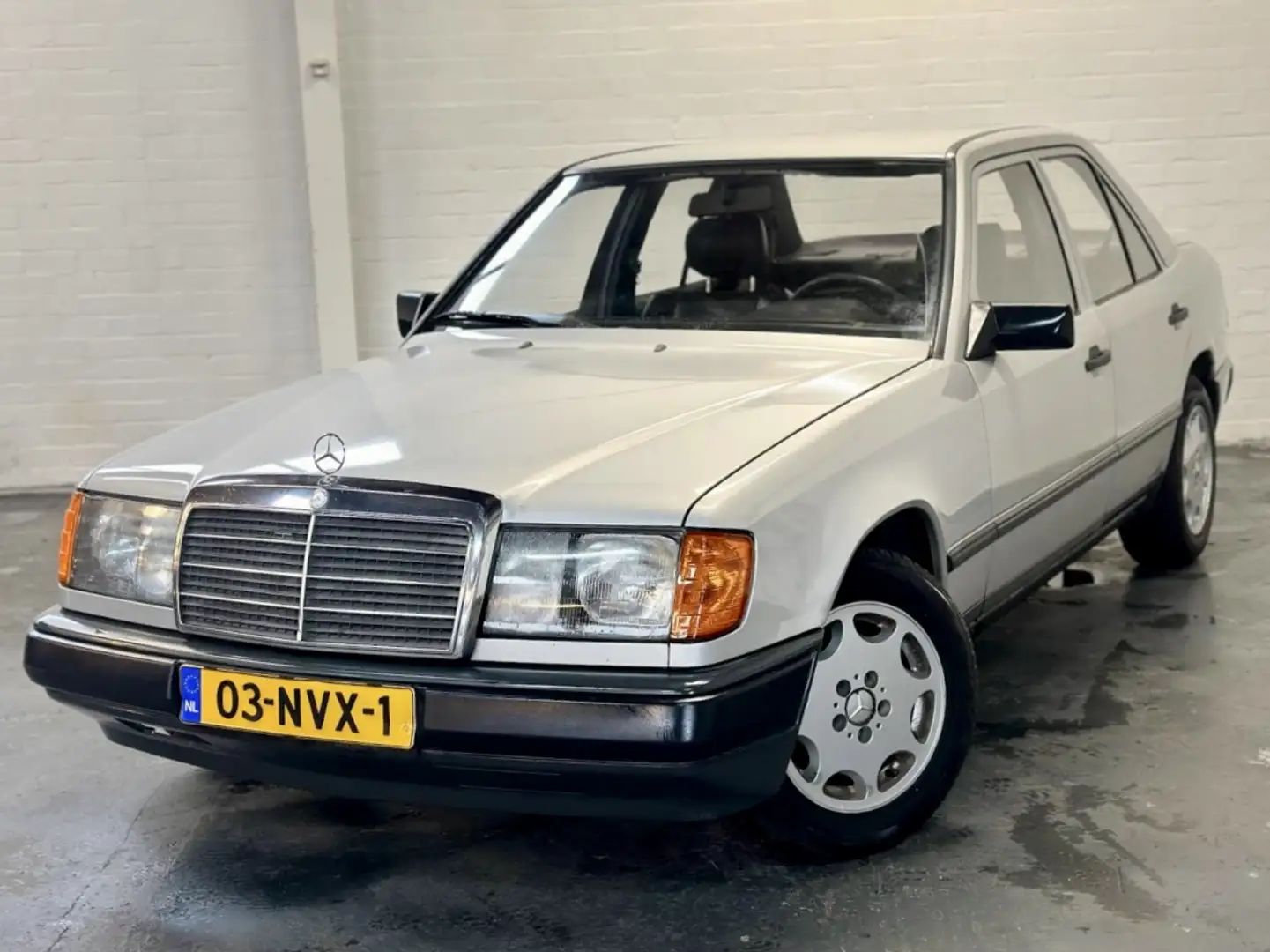 Mercedes-Benz 500 200-500 (W124) 200 |Stuurbkr |Nieuwe Apk |Oldtimer Сірий - 1